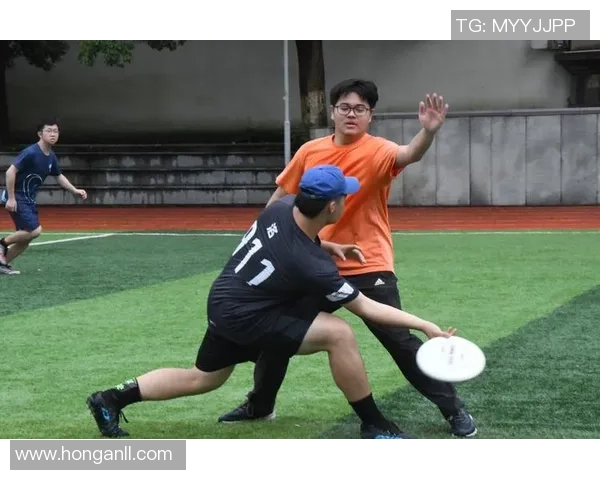 武汉飞盘队与上海飞盘队赛后复盘分析灵活性表现与战术对比 武汉飞盘队与上海飞盘队赛后复盘分析灵活性表现与战术对比